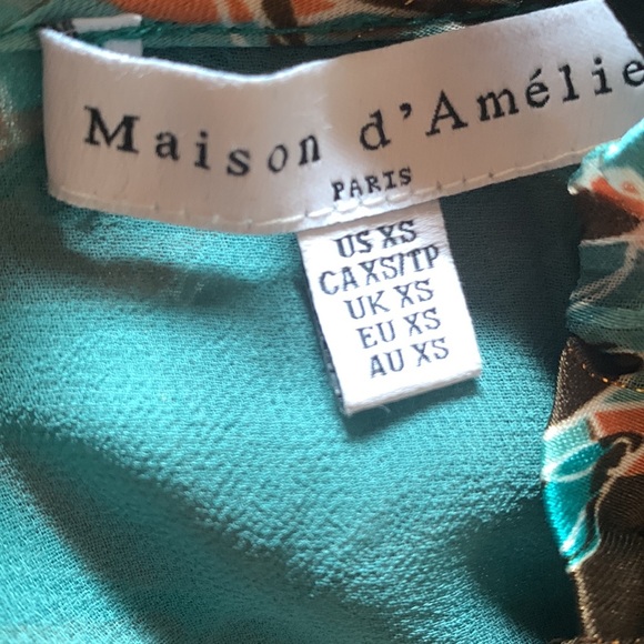 NWOT Modern Leaf Patterned Blouse - Picture 6 of 8